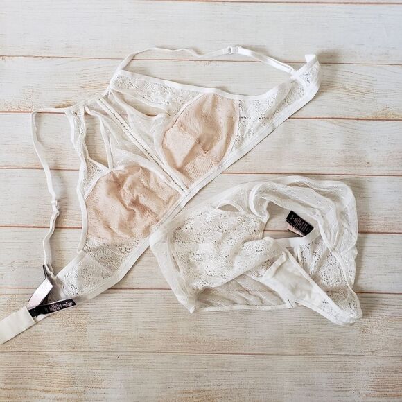 Victoria's Secret Very Sexy High Neck Bralette High-Waist Thong Panty Set Medium - Picture 6 of 11